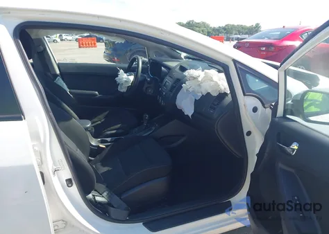 2016 Kia Forte Lx z USA, uszkodzony, nr VIN KNAFK4A62G5457840